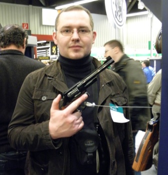 s&w (3).JPG